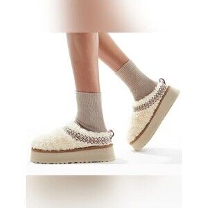 UGG Tazz Women’s 39 (US 8) Cream Sherpa Slippers Platform Sheepskin Mules